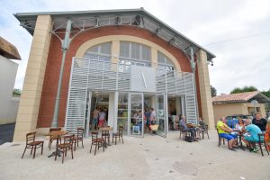 Marché traditionnel et fermier