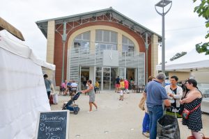 Marché traditionnel et fermier