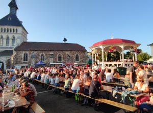 Repas au Marché des Producteurs de Pays à Parentis-en-Born