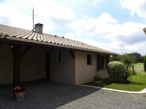 Gîte Dizart avec terrasse, chambre indépendante, climatisation