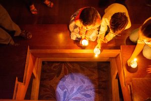 Visite de l’abbatiale aux chandelles