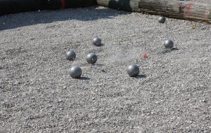 Concours de pétanque