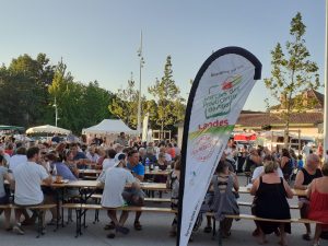 Repas au Marché des Producteurs de Pays à Sanguinet