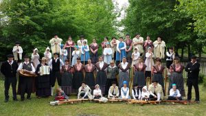 Journée traditionnades par le groupe folklorique Lous Esquirous