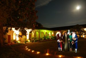 Visite nocturne aux chandelles au Château de Gaujacq